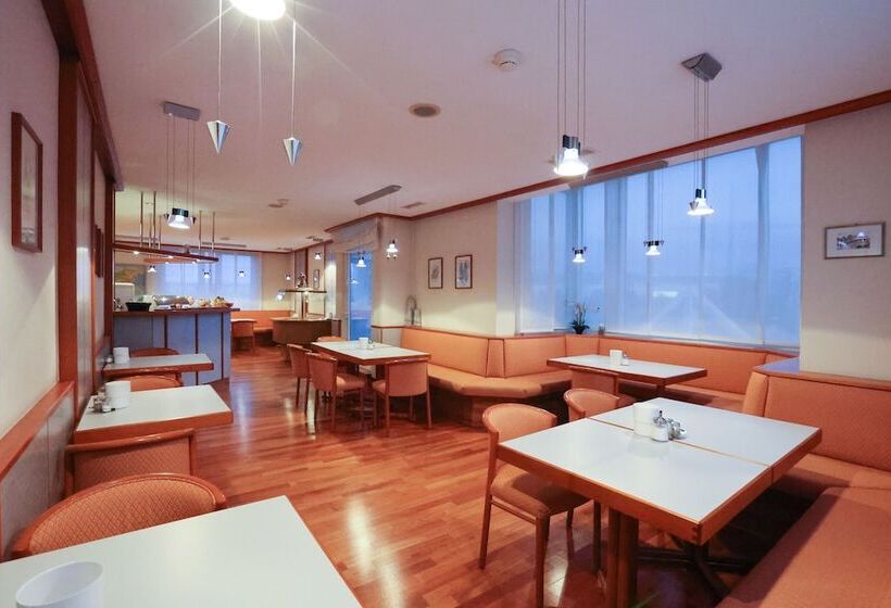 ホテル Blaubeurer Tor