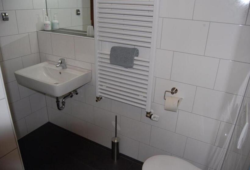 Отель Brasserie Typisch