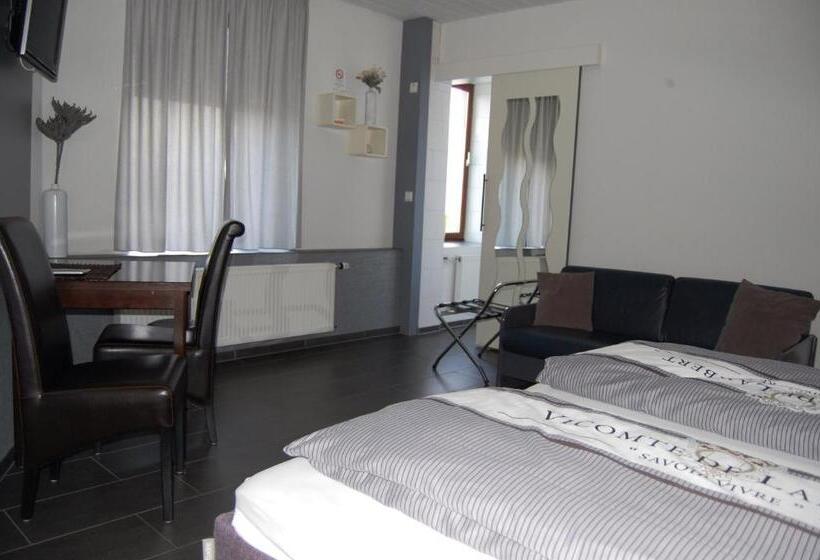 Отель Brasserie Typisch