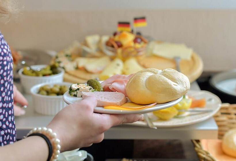 ホテル Chalet Raabe