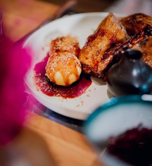 Отель Forsthaus Wörnbrunn