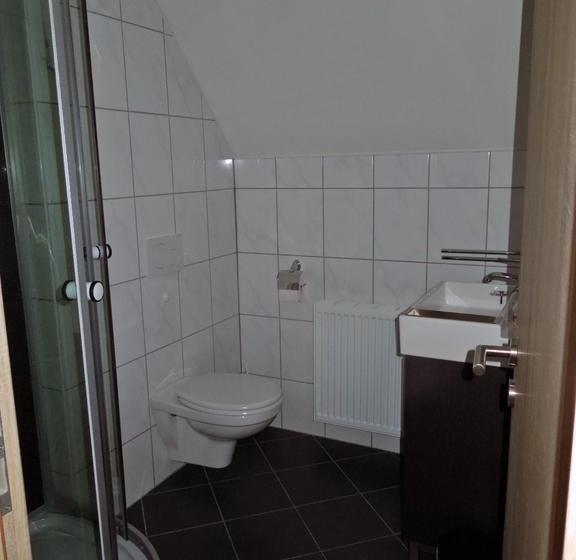 فندق Gasthaus Bunnen ,bed & Breakfast