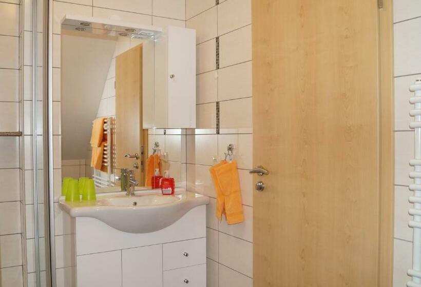 בית מלון כפרי Gasthaus & Pension Lisas Welt Wasserkuppe