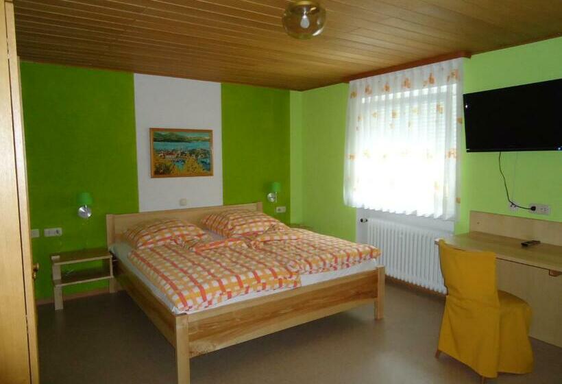 בית מלון כפרי Gasthaus & Pension Lisas Welt Wasserkuppe