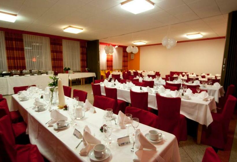 ホテル Gasthaus & Pension Lisas Welt Wasserkuppe