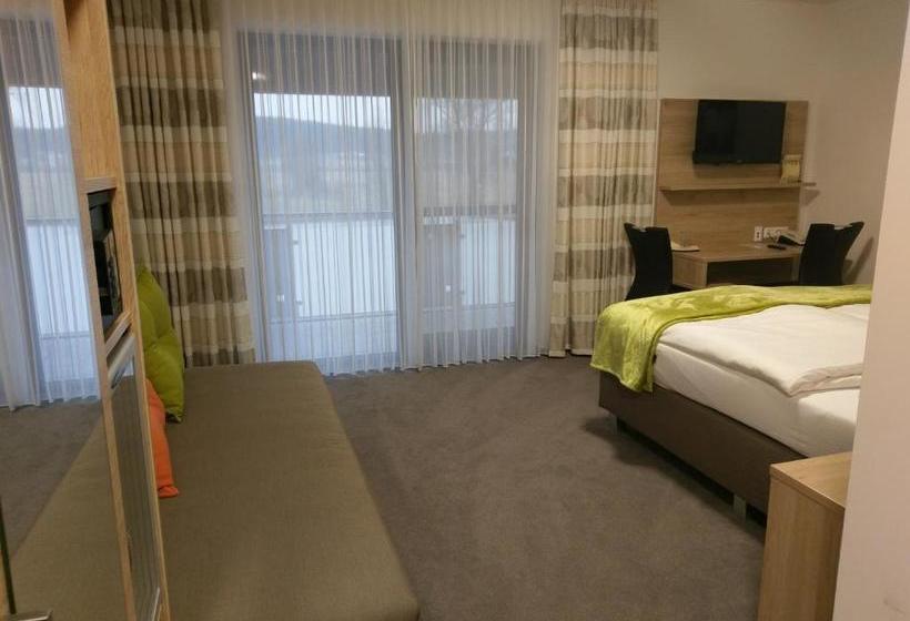 Отель Gasthaus Pension Rezatgrund