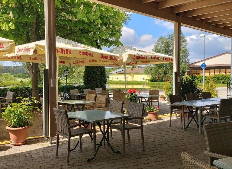 Отель Gasthaus Pension Rezatgrund