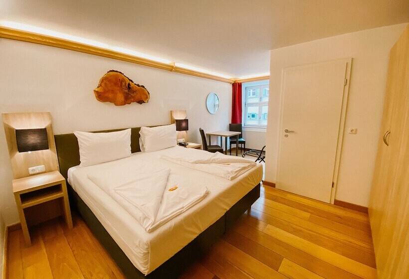 Отель Gasthaus Zur Sonne