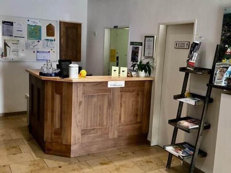 Отель Gasthof Bären Ochsenfurt