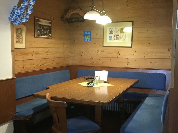 酒店 Gasthof Zur Post   Inning