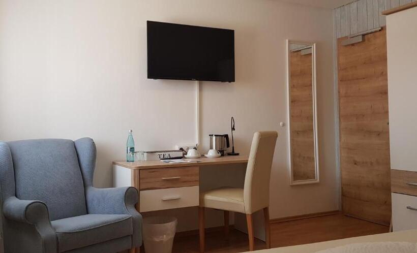 Отель Gasthof Zur Seku