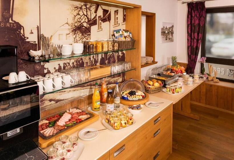 Отель Gasthof Zur Seku