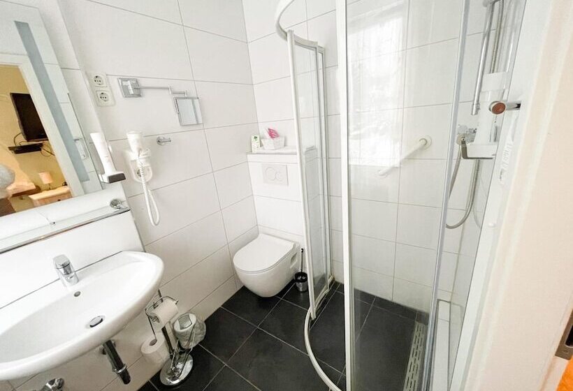 Отель Glashütten