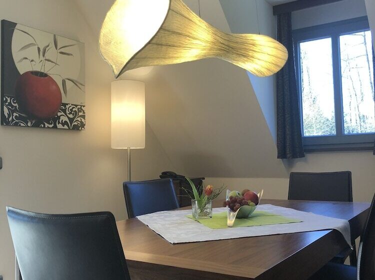 ホテル Glutschaufel