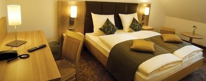 ホテル Glutschaufel