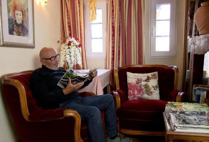 ホテル Gästehaus Priester