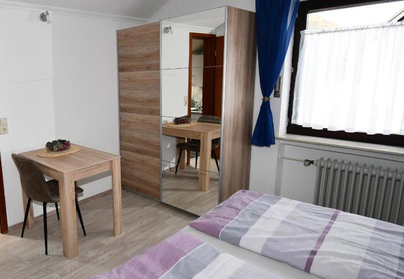 호텔 Gästehaus Steuer