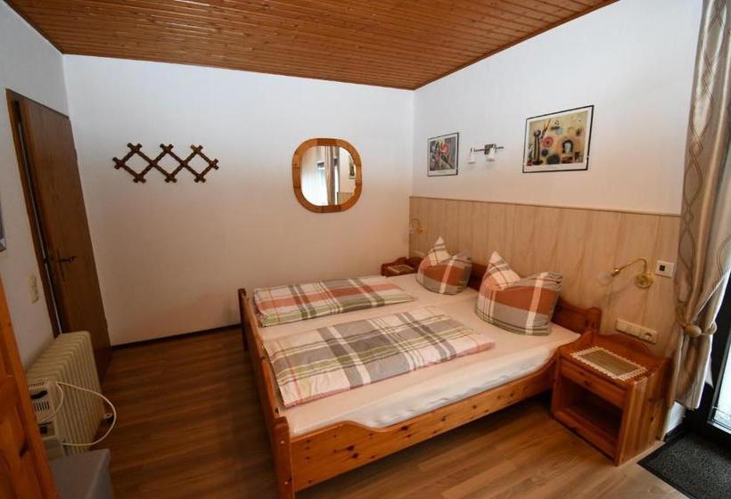 호텔 Gästehaus Steuer