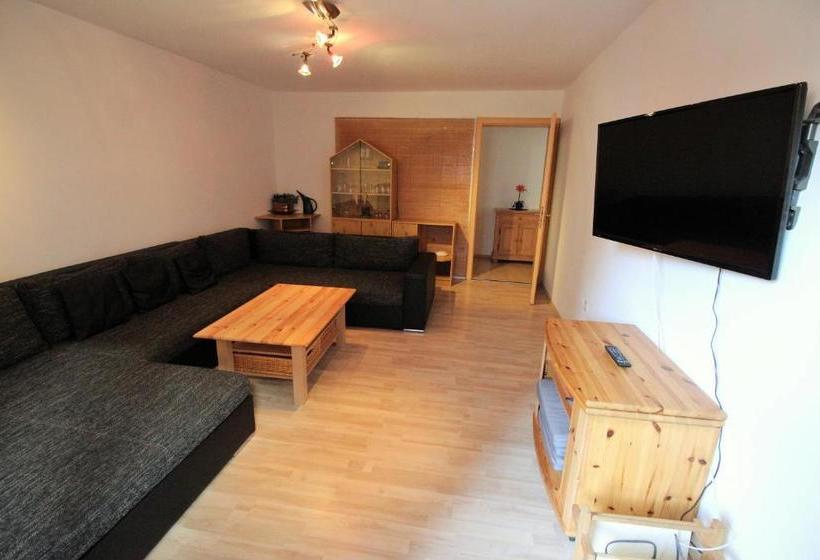 Отель Gästehaus Und Ferienwohnungen Veronika