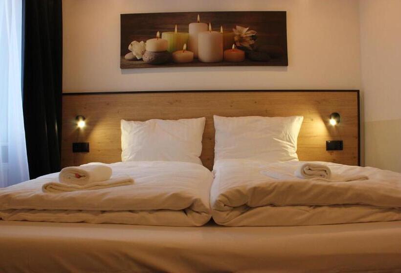 Jj Hotel Hannover City Pension