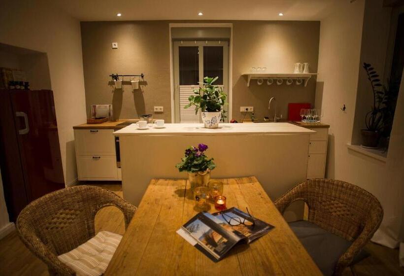 Hotel Haus & Hof Guest House