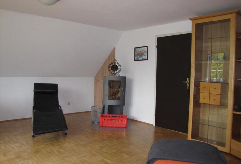 ホテル Hof Guttels Waldgasthof Ferienpension