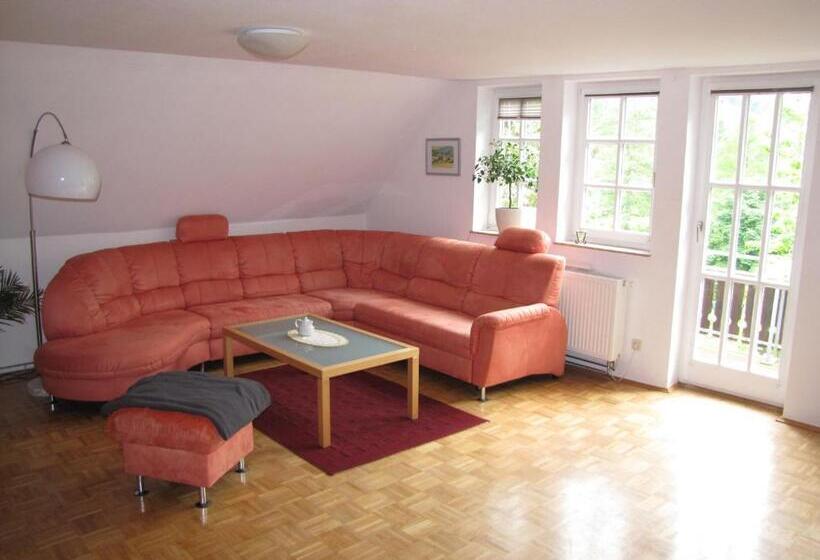 ホテル Hof Guttels Waldgasthof Ferienpension