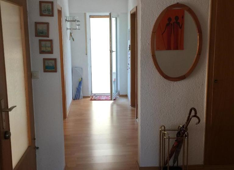 Отель Hope Inn Apartments