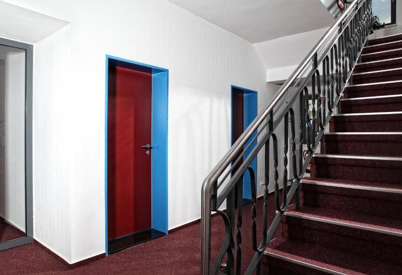 호텔 Hostel Am Güterbahnhof