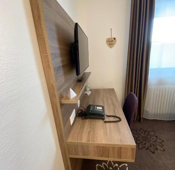 호텔 In Den Herrnwiesen