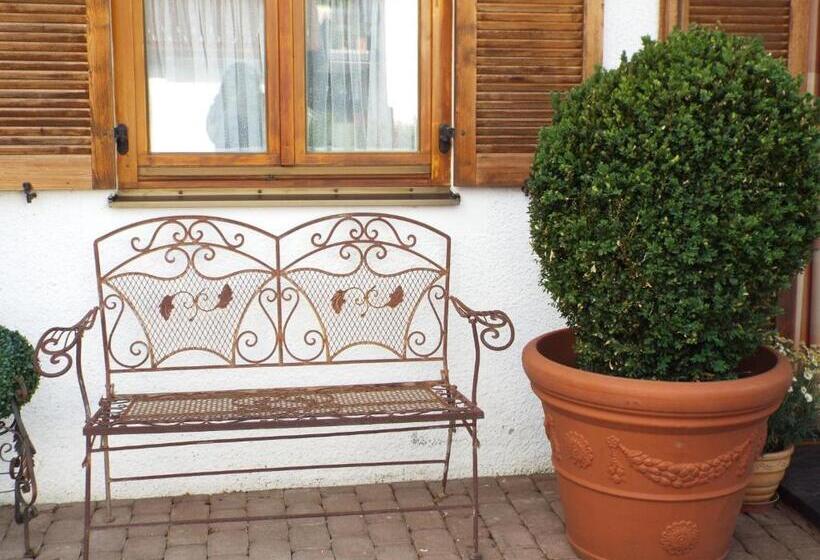 ホテル Isartaler Hof