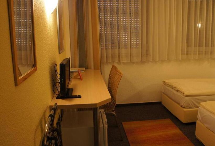 Отель Jägerhof