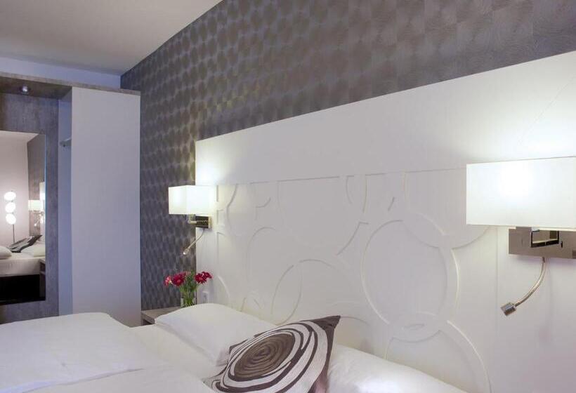 Отель Karolinger Hof