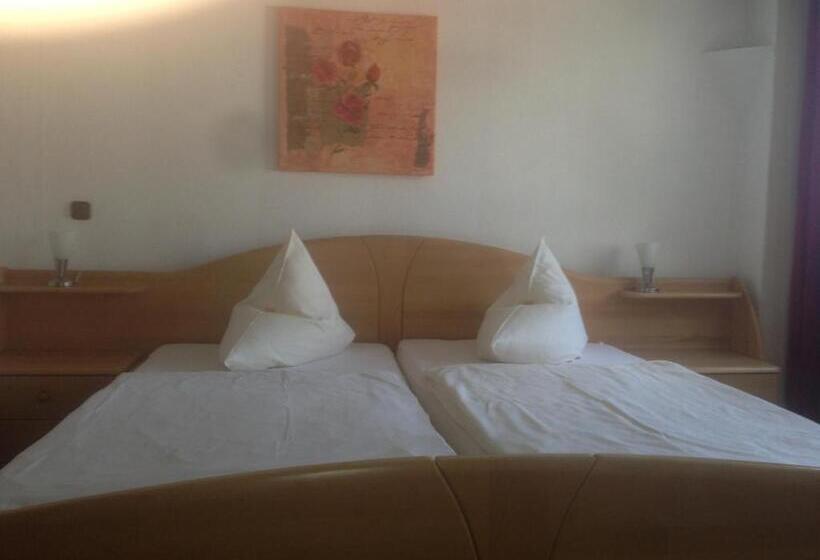 ホテル Lahnromantik