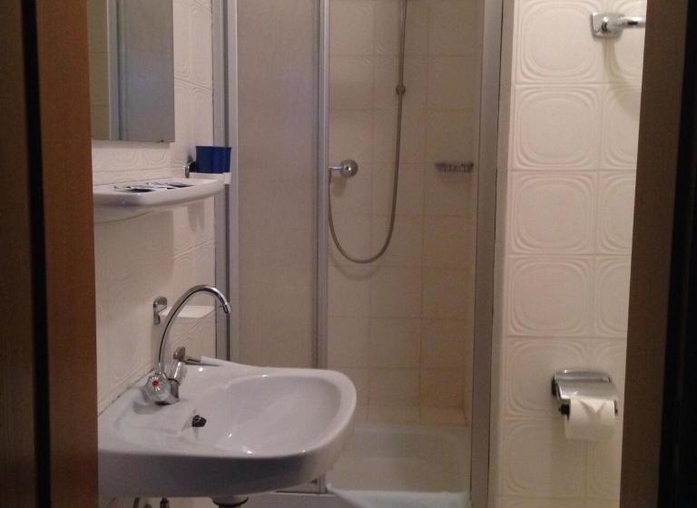 فندق Landgasthof Zum Stern