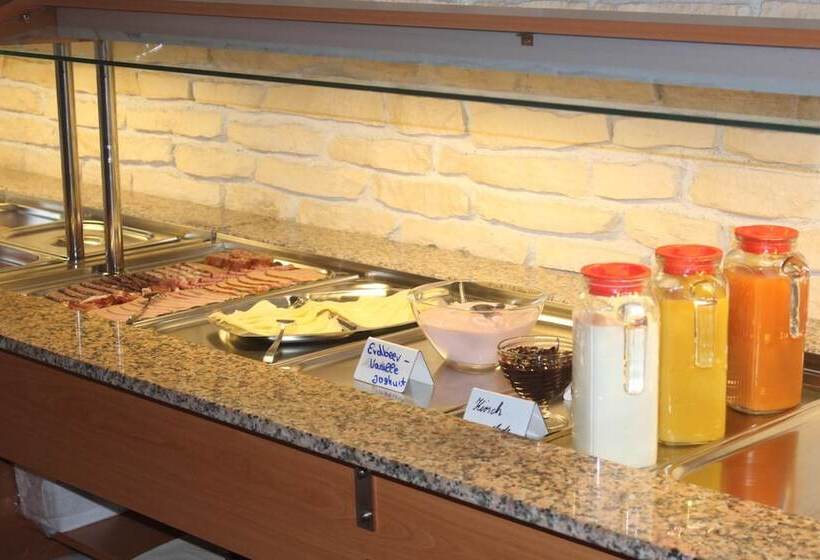 Landgasthof Bikerhotel Arnold