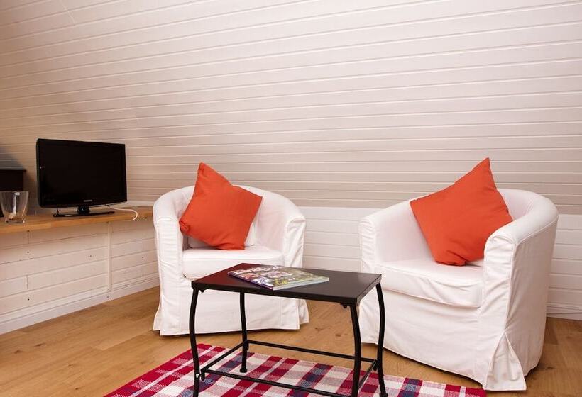 فندق Landhaus Lillesand