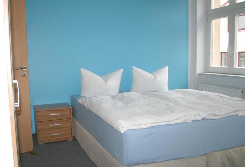 ホテル Lindencafe Luckenwalde