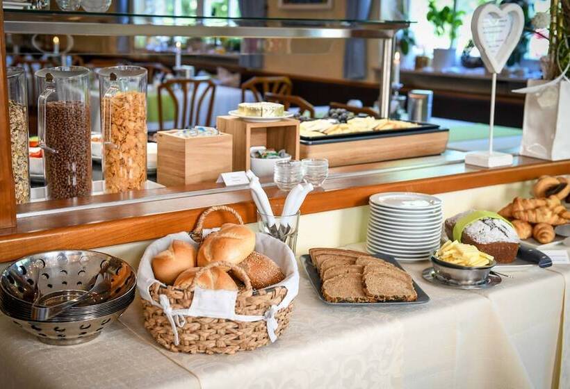 בית מלון כפרי Mainblick Garni