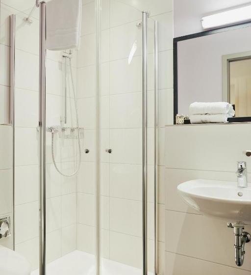 Отель Meyerhof   Weingut, Vinothek & Gästehaus