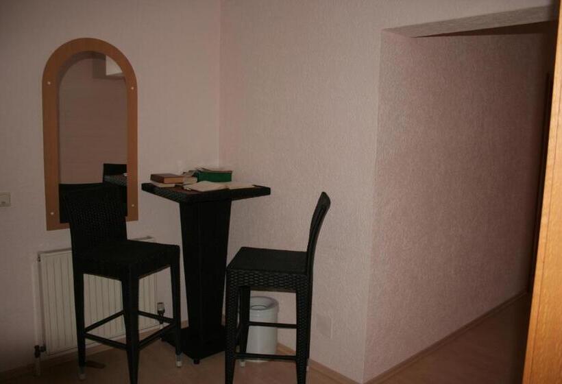 בית מלון כפרי Michaela