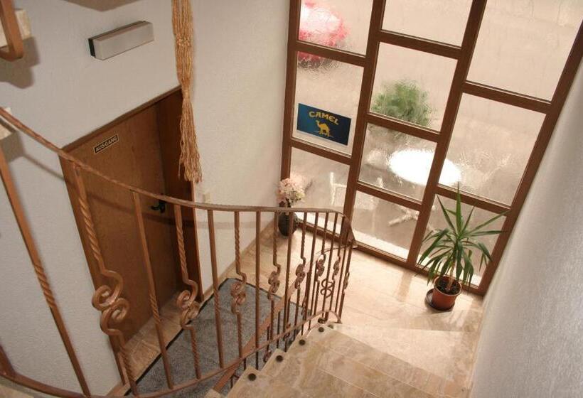 בית מלון כפרי Michaela