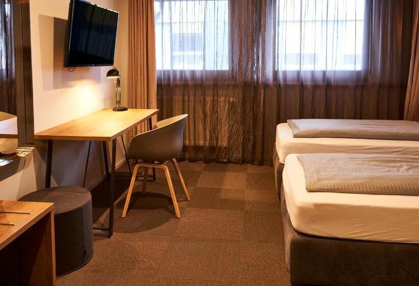 Novitel Hotel Kirchheim   München Messe