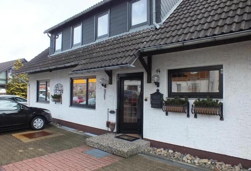 فندق Pension Haus Petra