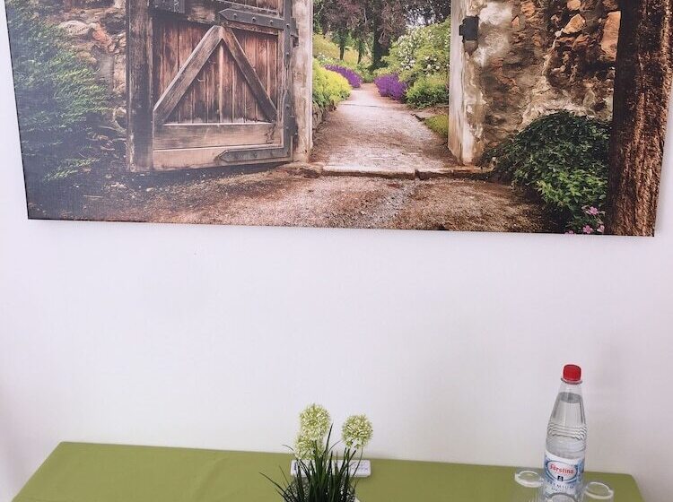 בית מלון כפרי Pension Lindenhof