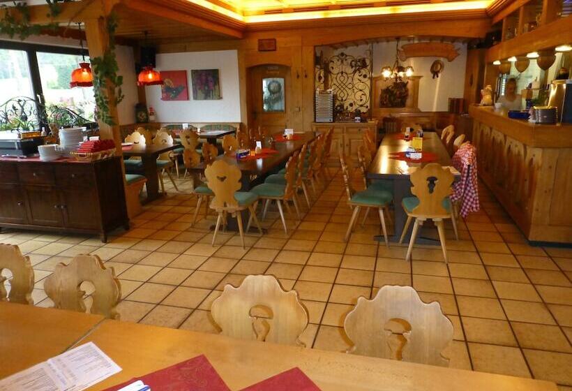 Hotel Pension Muhlencafe
