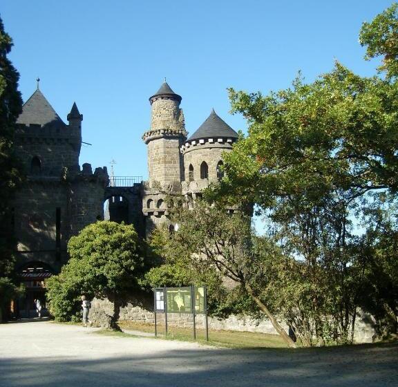 Отель Pension Und Apartment Landhaus Fricke