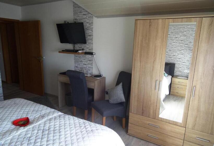 Отель Pension Und Apartment Landhaus Fricke