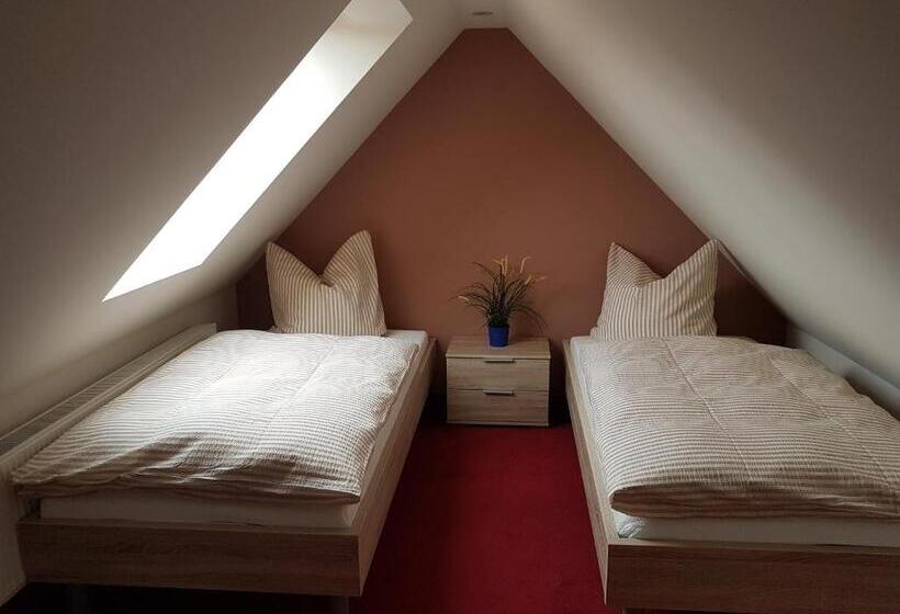 호텔 Pension Zechliner Hof