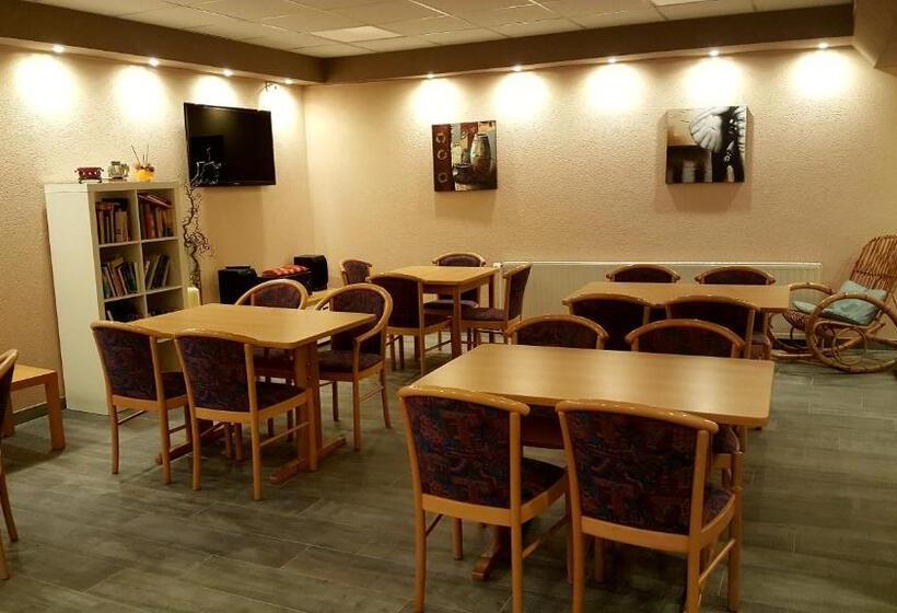 호텔 Pension Zechliner Hof